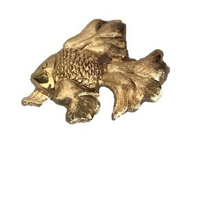 ⬇️ Signed Napier Figural Fish Brooch